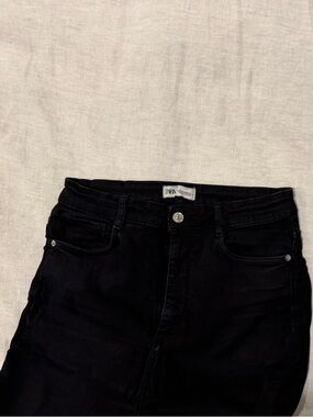 ZARA Black High-Rise Slim Jeans